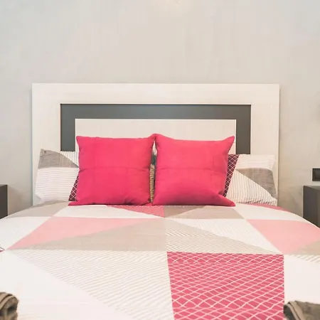 아파트 Precioso Apartamento Reformado En Benavista - Marbella 에스테포나