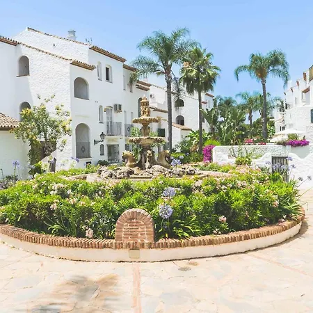 Precioso Apartamento Reformado En Benavista - Marbella 아파트 *